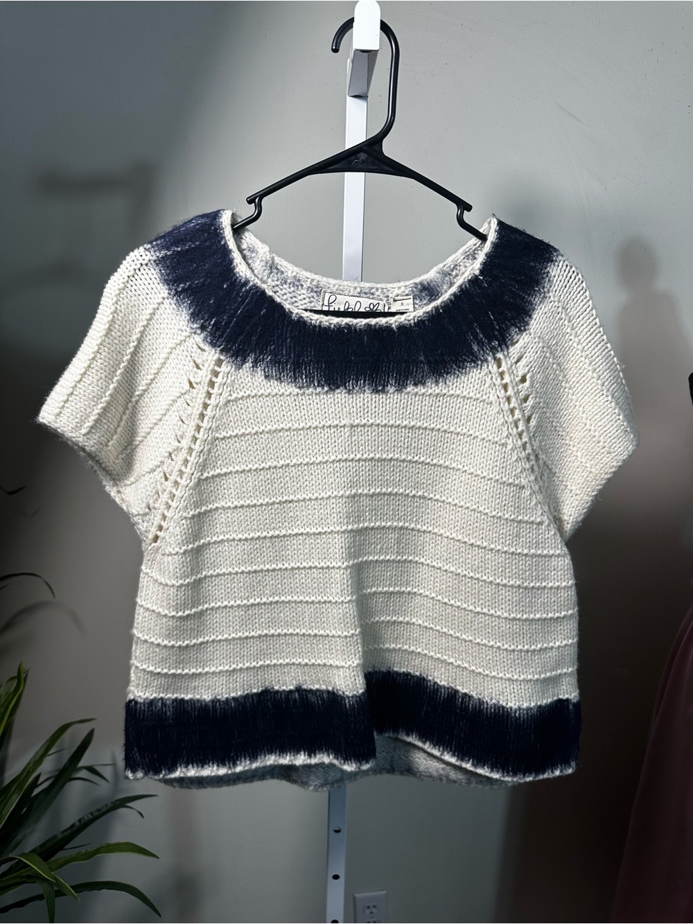 102. Anthropologie Field Flower Size S Wool Alpaca Short Sleeve Knit Sweater